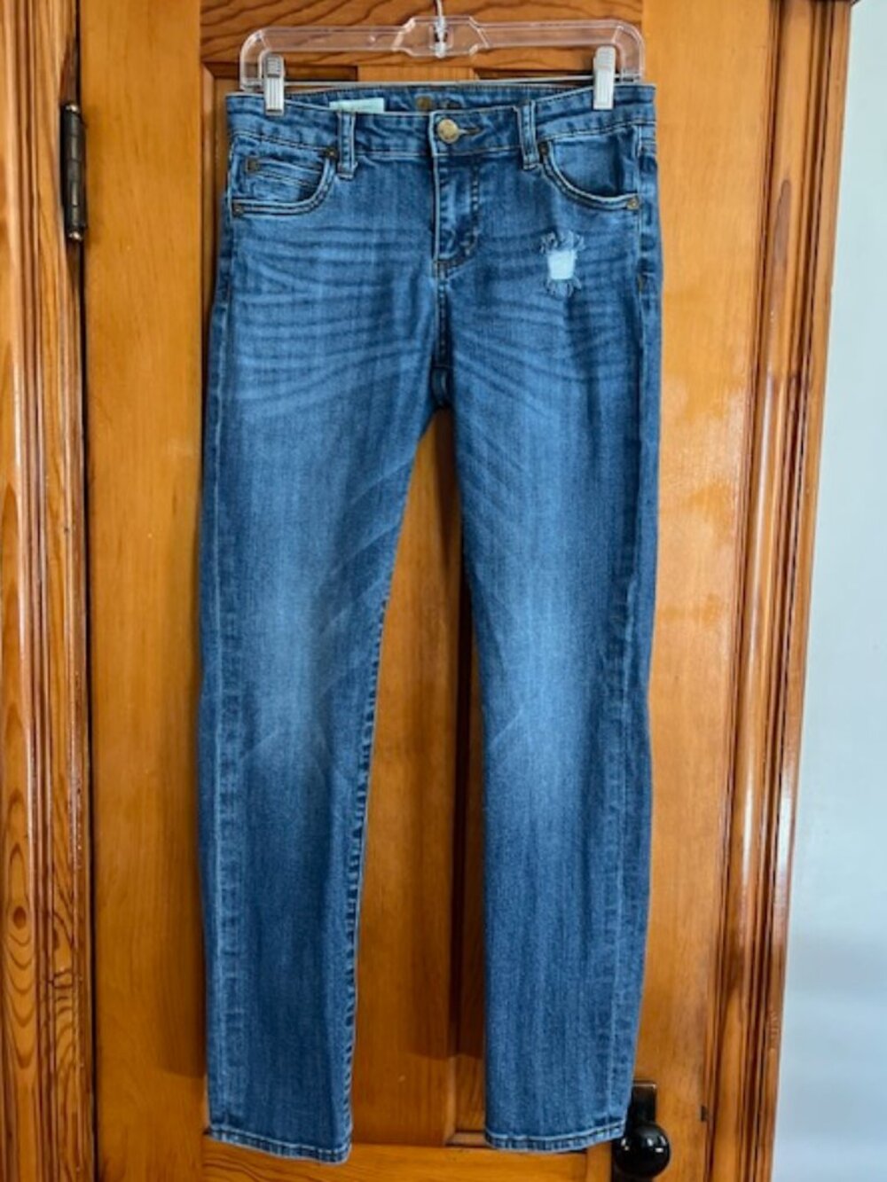 Kut from the Kloth Catherine Boyfriend Blue Distressed Denim Jeans  Women's 2